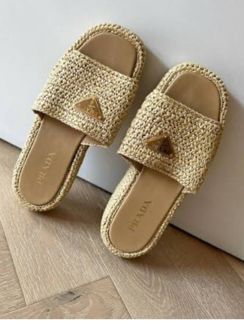 Authentic Prada women Crochet Slide Sandals in Natural Beige with Gold Logo - Picture 2 of 2